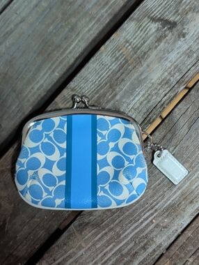 Y2K Coach Frame Kisslock Change Coin Purse